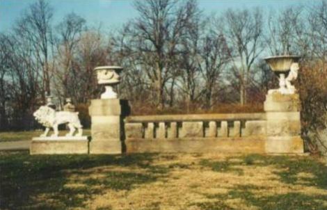 Green Gates Lion Circle